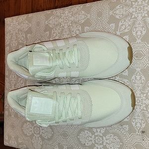 Adidas Iniki Retro women sneaker